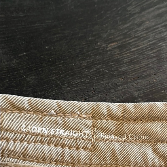 AG Caden Straight Trouser in SULFUR DESERT TAUPE - Picture 7 of 10